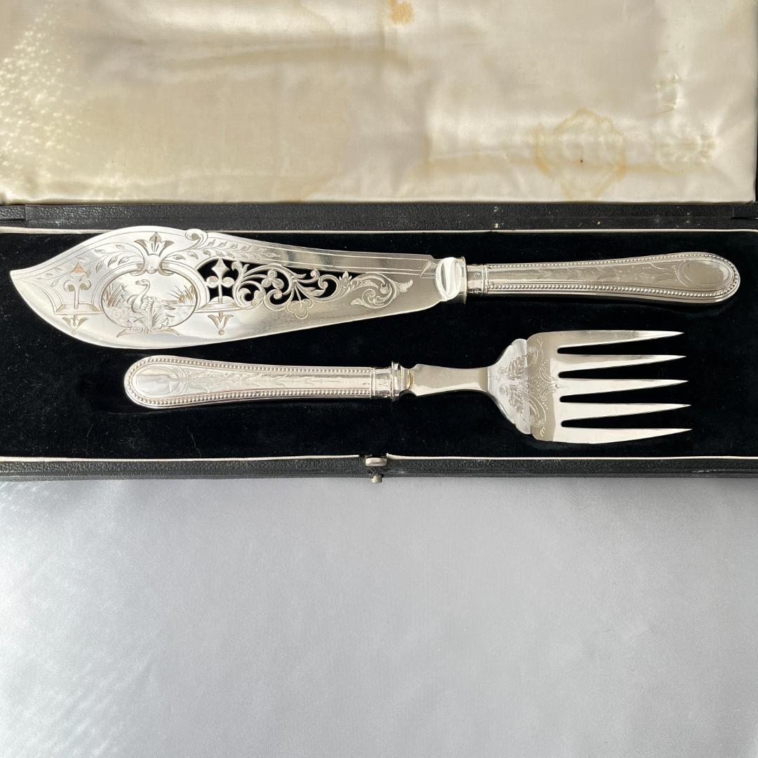 【Martin & Hall】【純銀ハンドル】ビクトリアンの サーバーセット