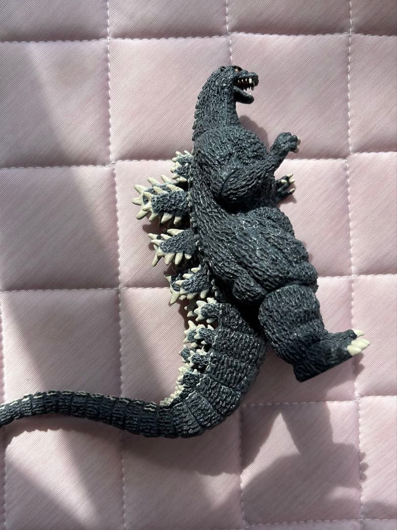 処分価格‼️東宝怪獣コレクション/ビオランテ&ゴジラセット