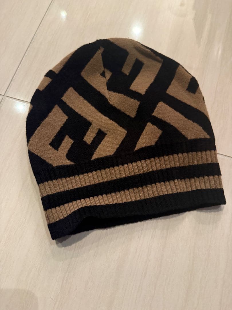 FENDI ニット帽 ブラック・ベージュ フリーサイズ正規