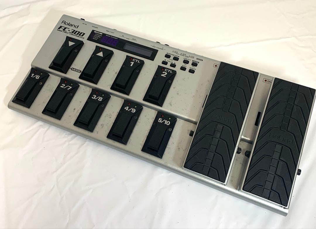 ROLAND FC-300 MIDIフットコントローラー