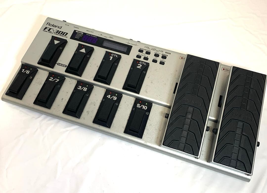 ROLAND FC-300 MIDIフットコントローラー