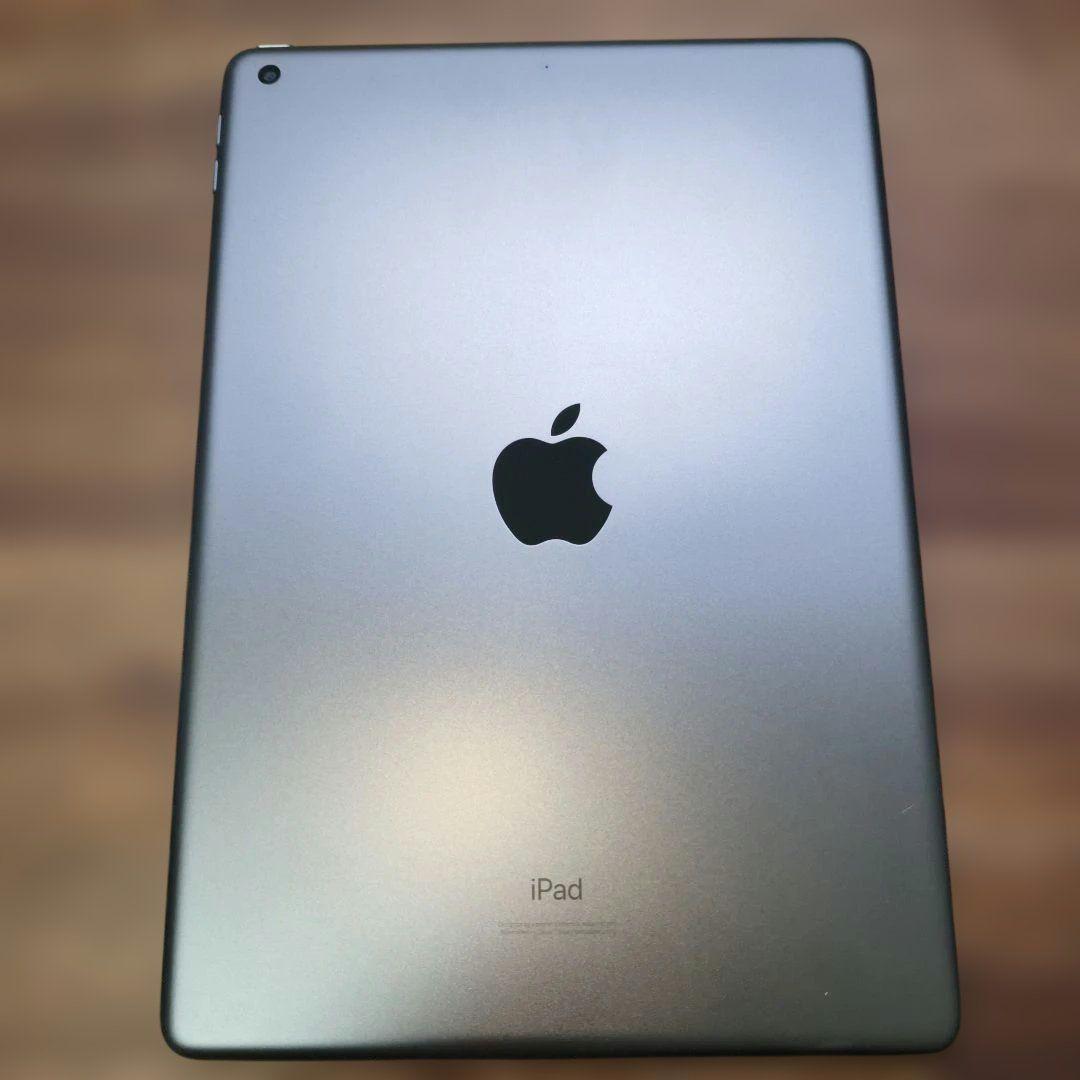 Apple iPad (第8世代) 32GB