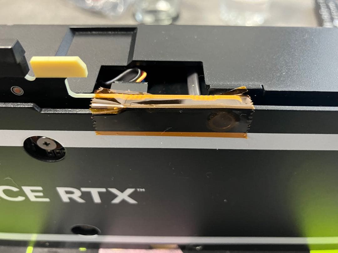 通常メーカーものRTX4070 12GB