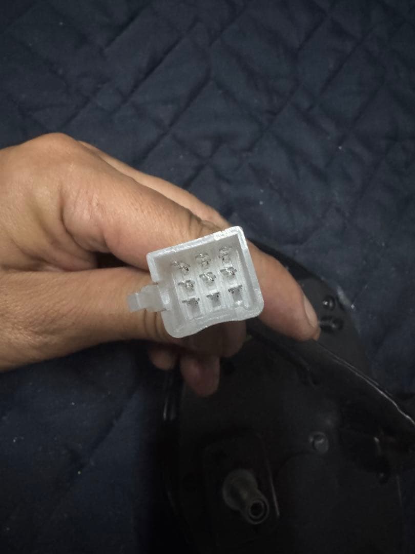 シグナスse44jスピードメーター 黒 9ピン