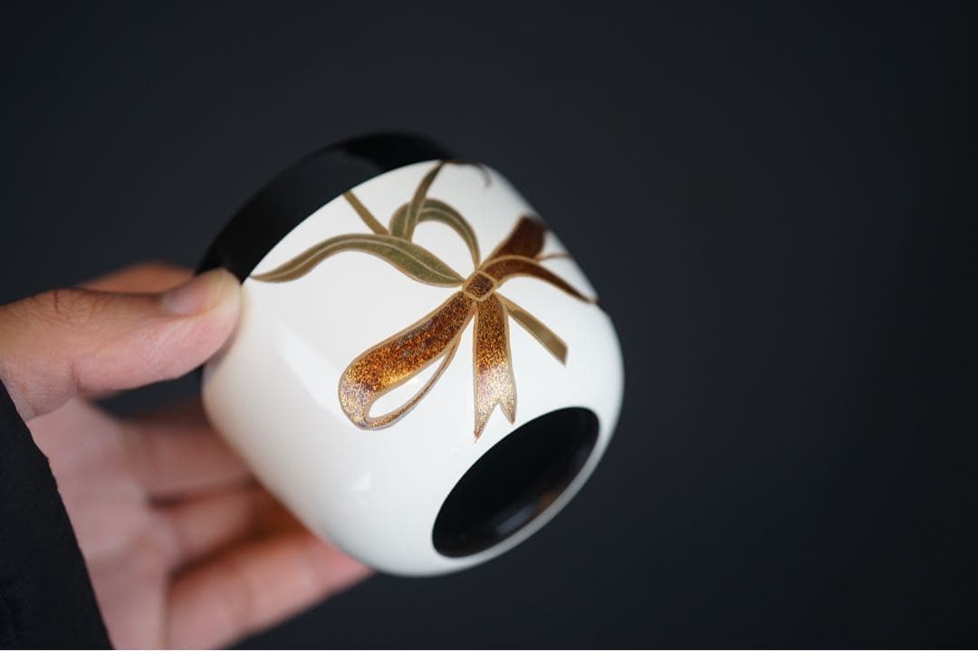 池之浦 大起 作 カーネーション 蒔絵 白漆棗 箱付 茶道具