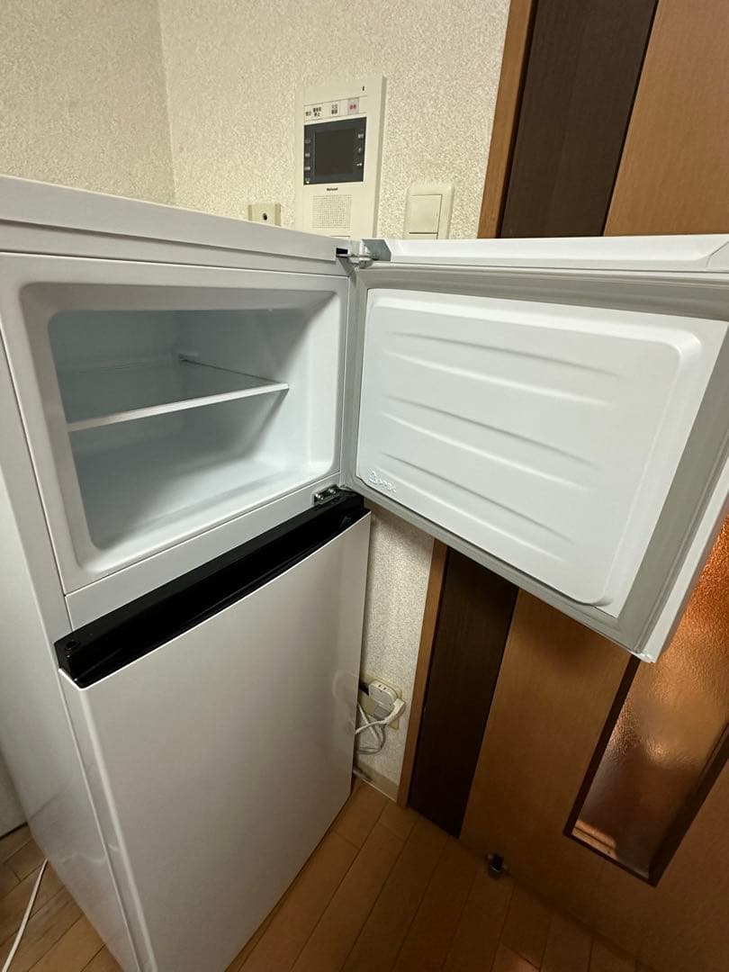 【送料込】2020年製Hisense 冷蔵庫 上冷凍・下冷蔵