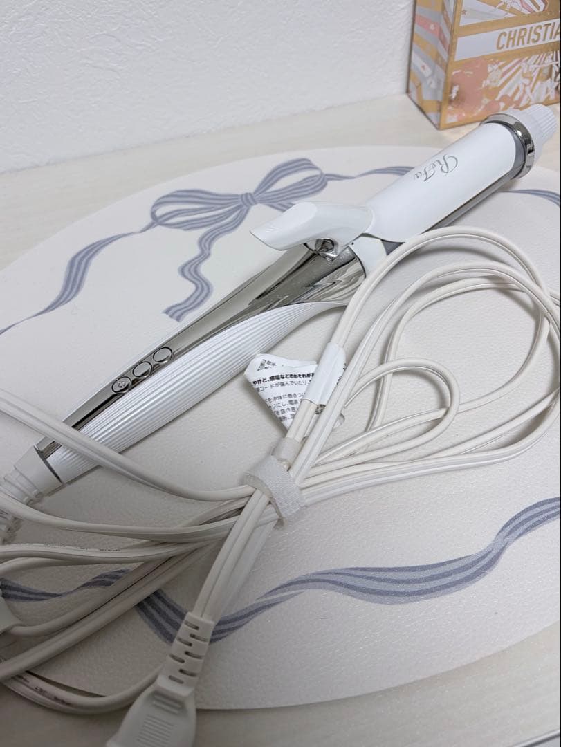 【あさゆー】リファ 2022年製 ヘア アイロン 32mm ホワイト