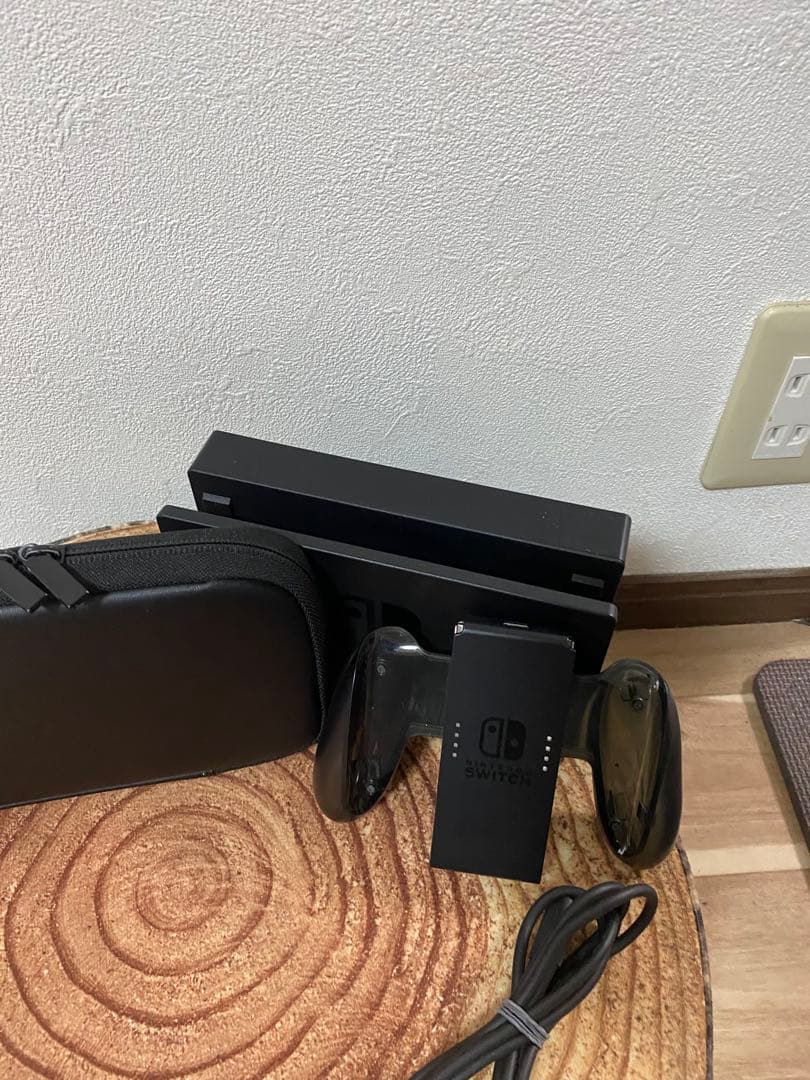 Nintendo Switch ニンテンドースイッチ本体　PNK/YEL 箱無し