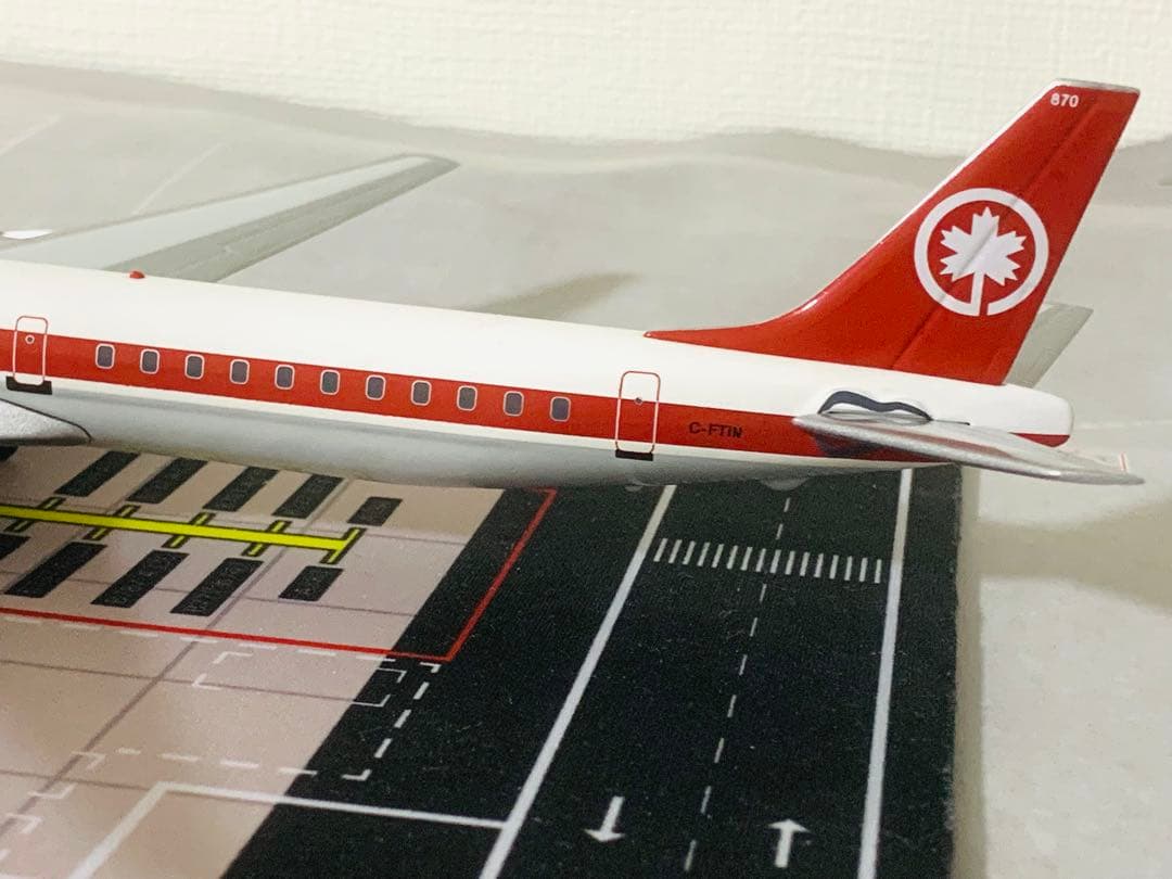 インフライト１／２００エアカナダＤＣ－８－６３金属製ダイキャストモデル完成品