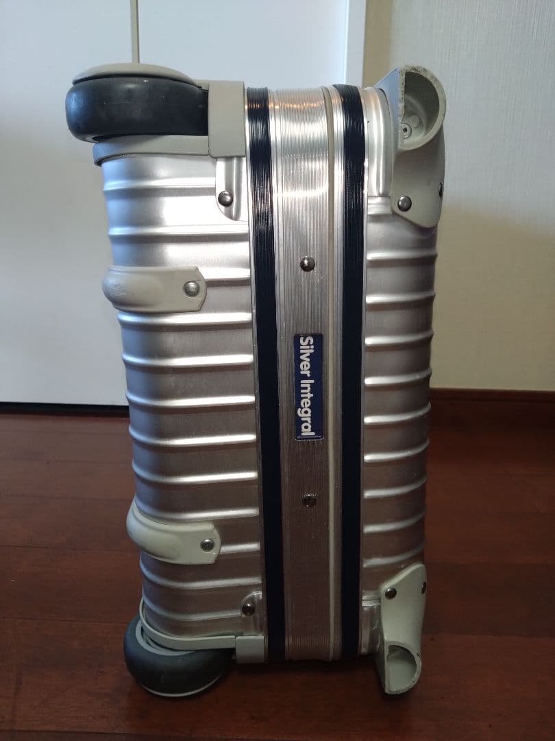 最上級機種✈️【RIMOWA　silver intgral 】35L　美品