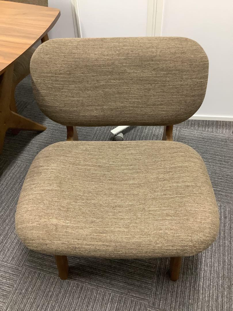 ニトリ リビングダイニングテーブルセット 椅子2脚 スツール付き