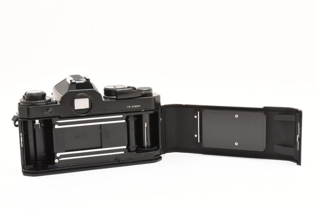 良品 NIKON FE ブラック フィルムカメラ モルト新品交換済 M428
