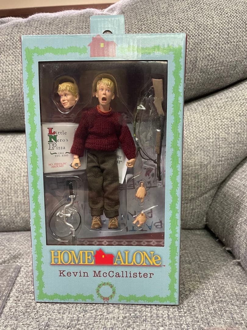 ネカ ホーム アローン ケビン フィギュア