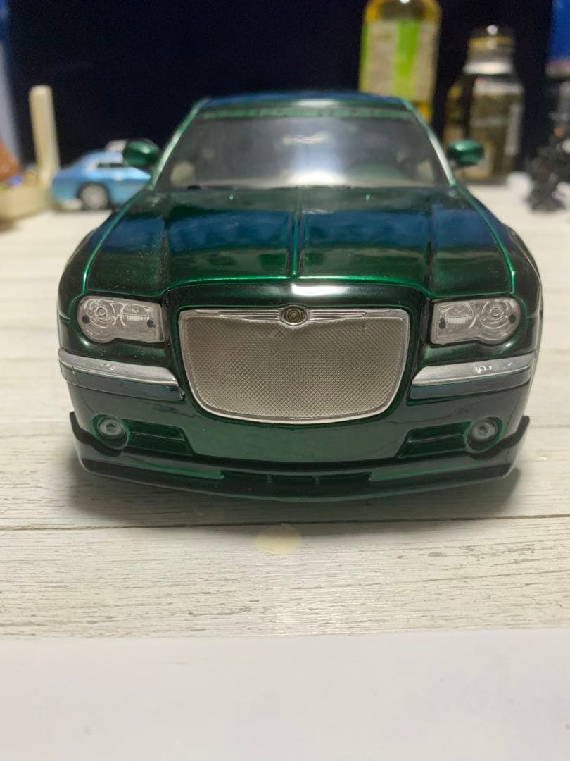 クライスラー300C 1/18