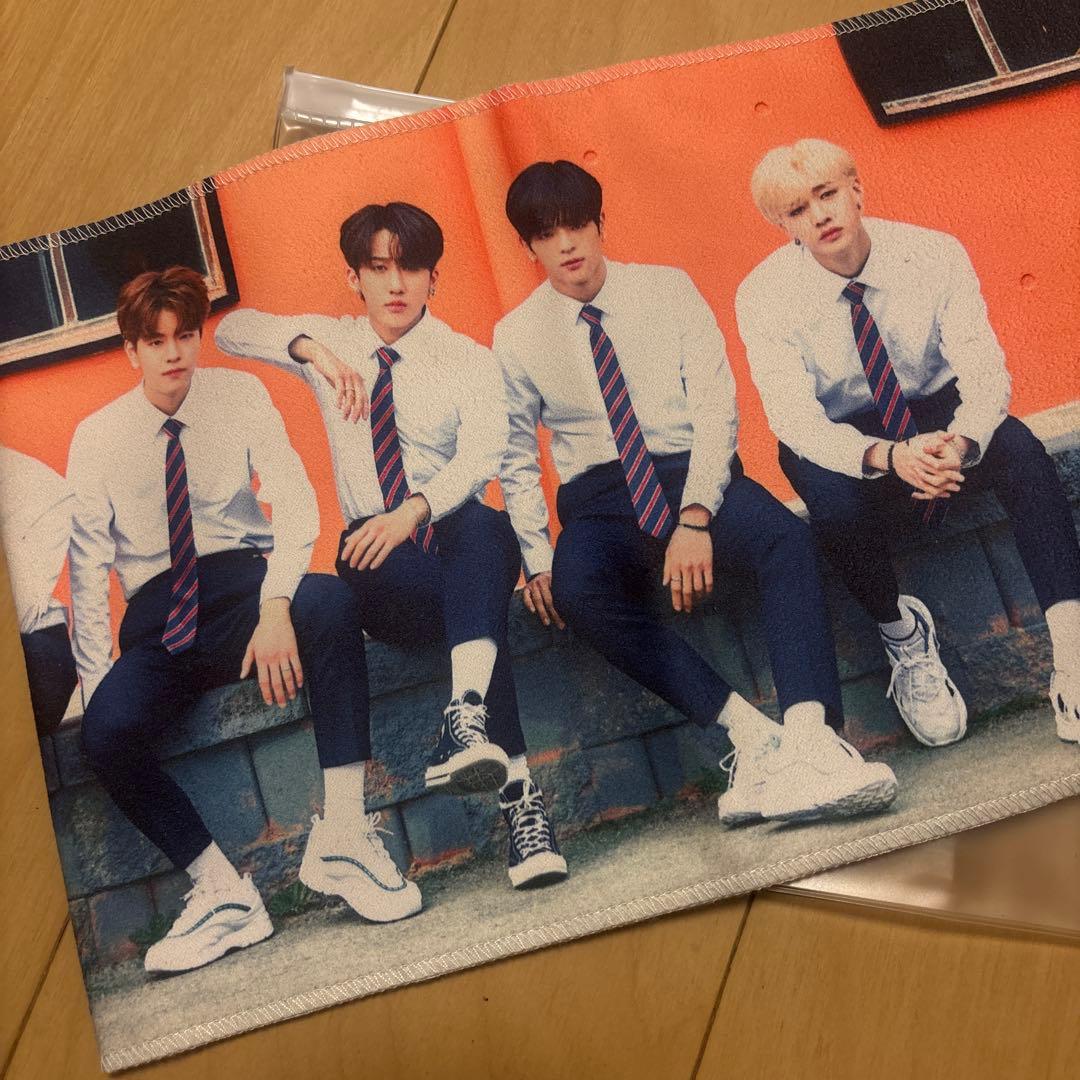 stray kids スローガン 直筆サイン入り