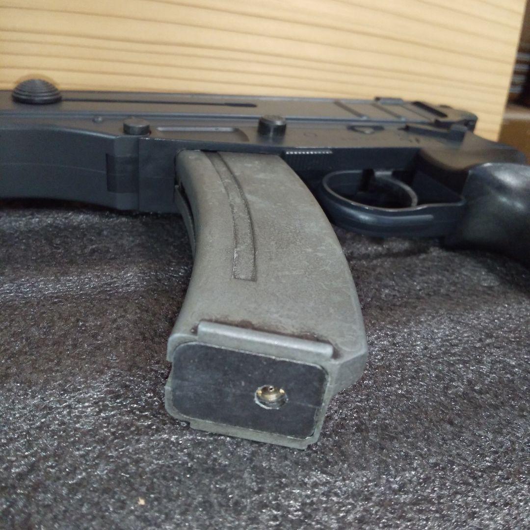 マルゼン　Vz61スコーピオン　ガスブローバックガスガン　本体樹脂製