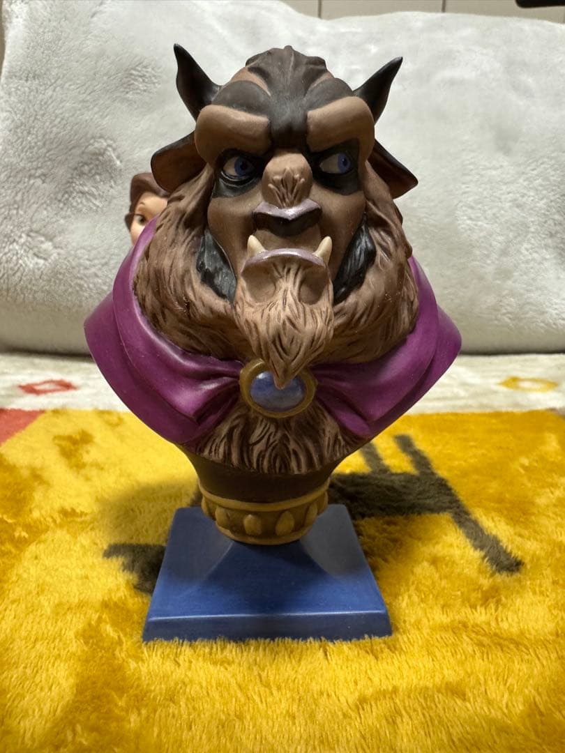 ベルとビースト 美女と野獣フィギュア　 陶器フィギュア⚠️(割れあり)