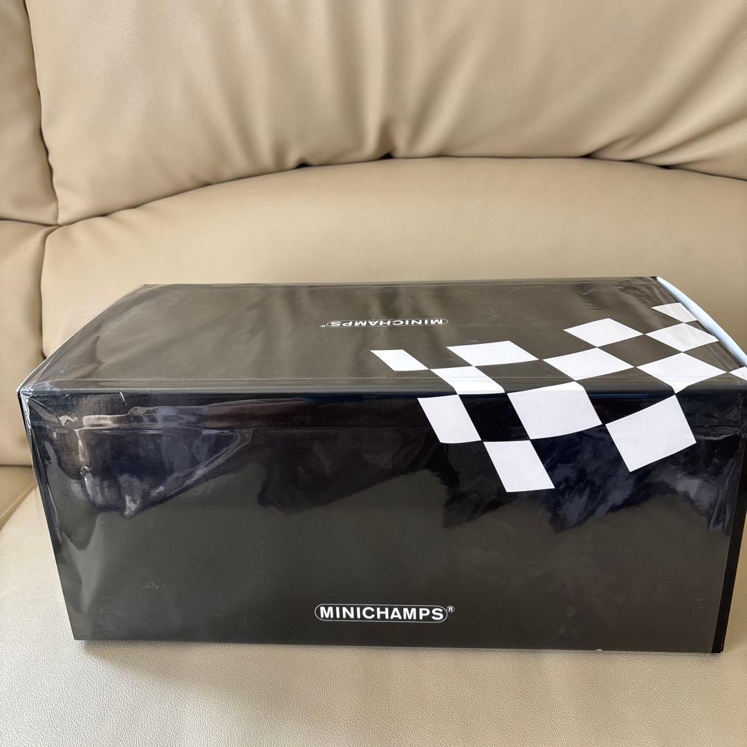 1/18ミニチャンプス アルピーヌF1 A522 F.アロンソ