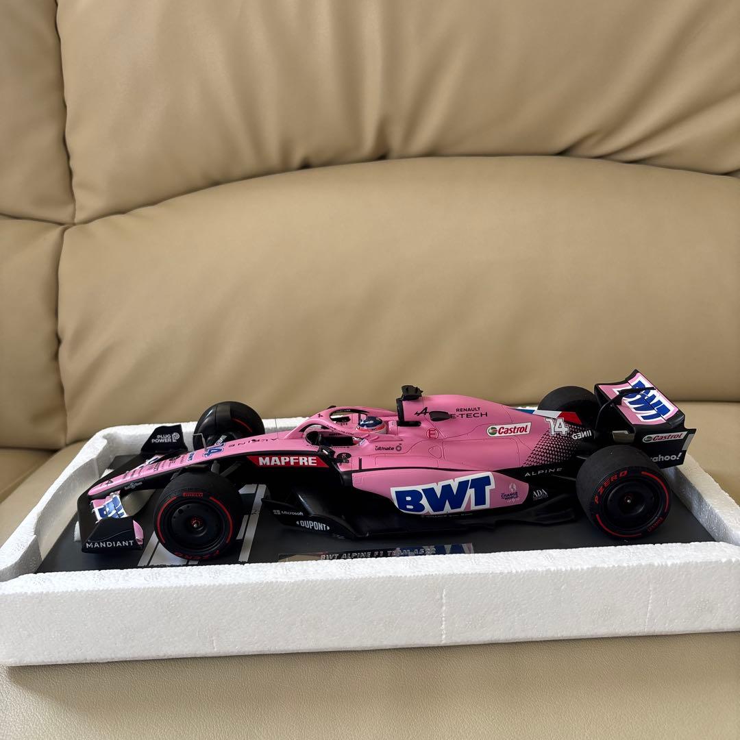 1/18ミニチャンプス アルピーヌF1 A522 F.アロンソ