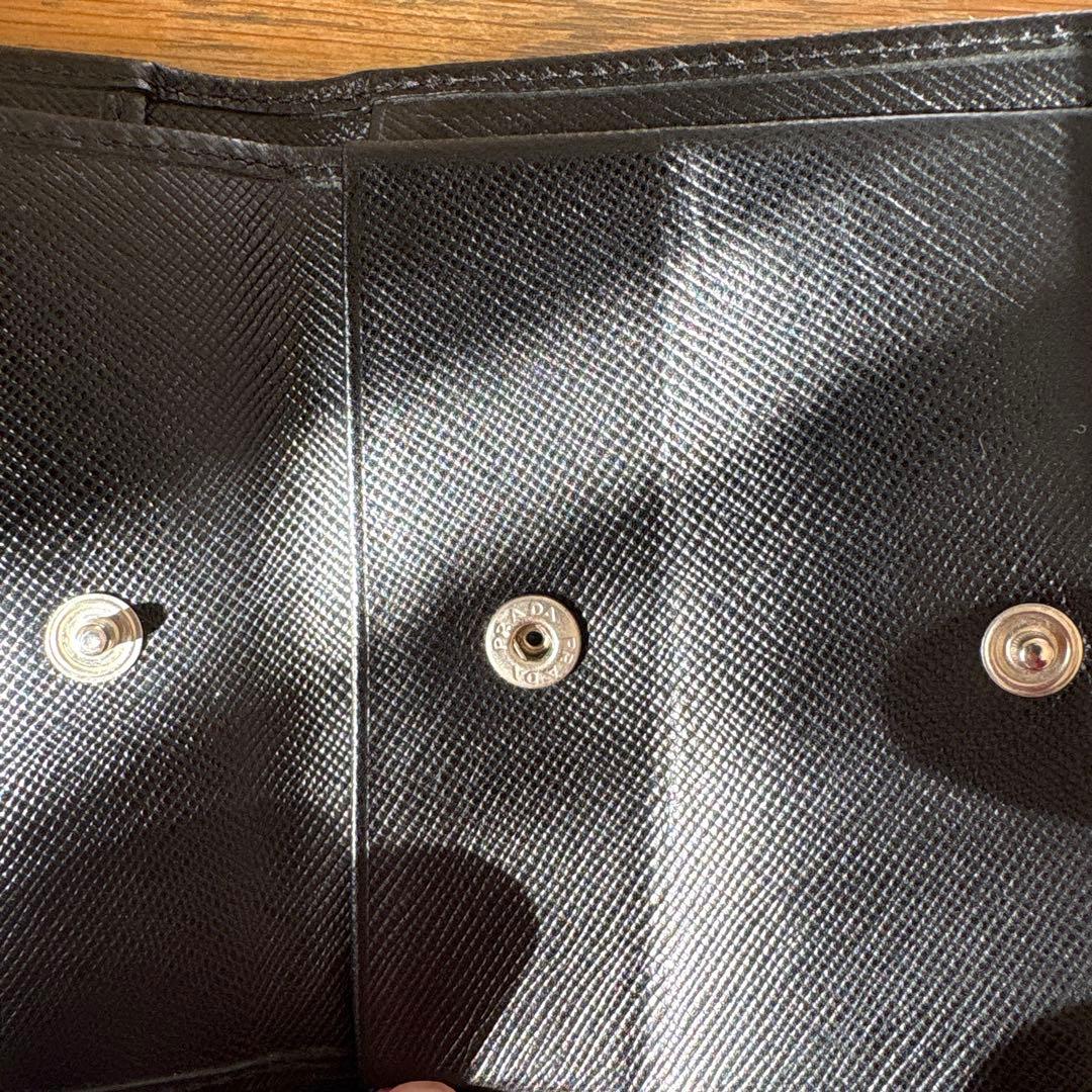 専用PRADA プラダ ブラック 三つ折り財布 サフィアーノレザー