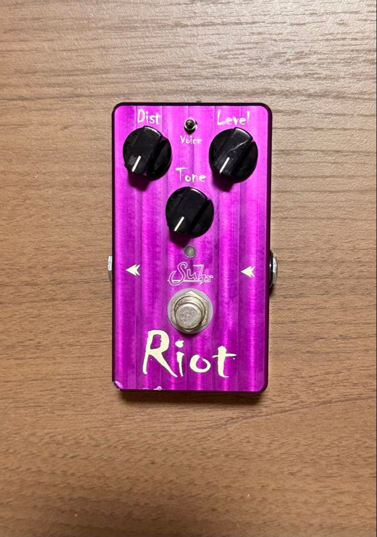 ギター Suhr Riot Distortion Pedal