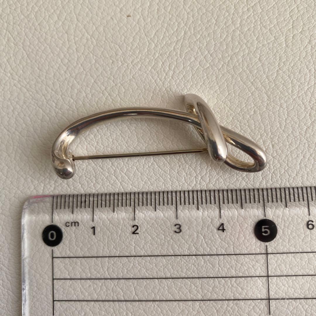 週末お値下げ　美品　ティファニー　イニシャル　ブローチ　T