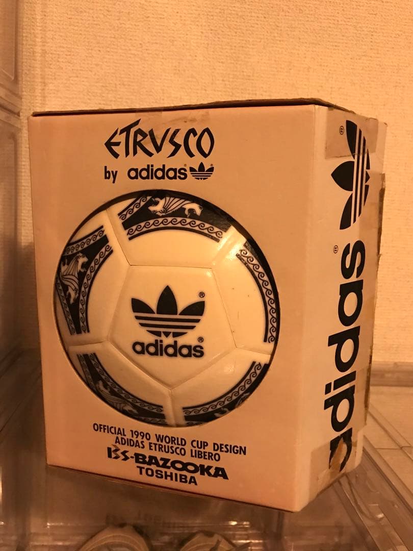 adidas Etrusco サッカーボール 1990年ワールドカップ