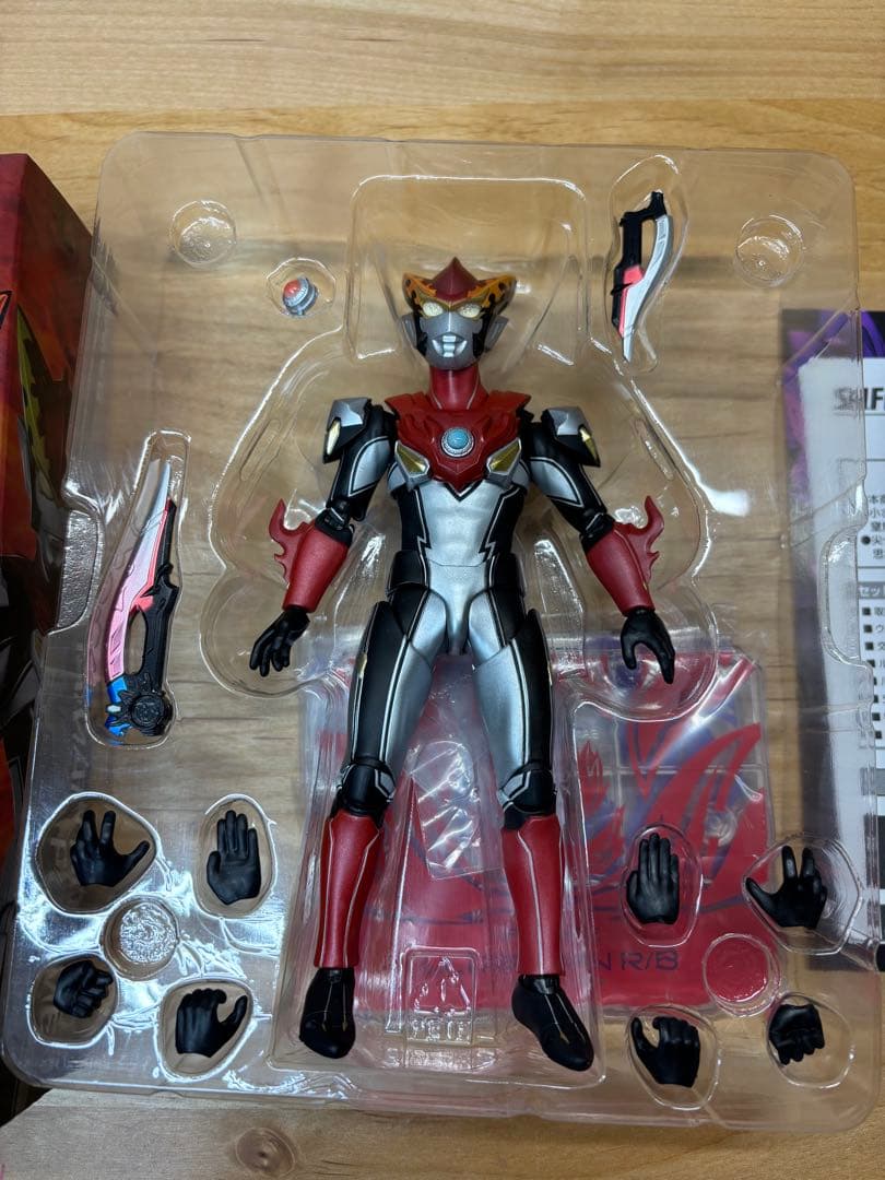 フィギュアーツ　ウルトラマンルーブ　まとめ売り