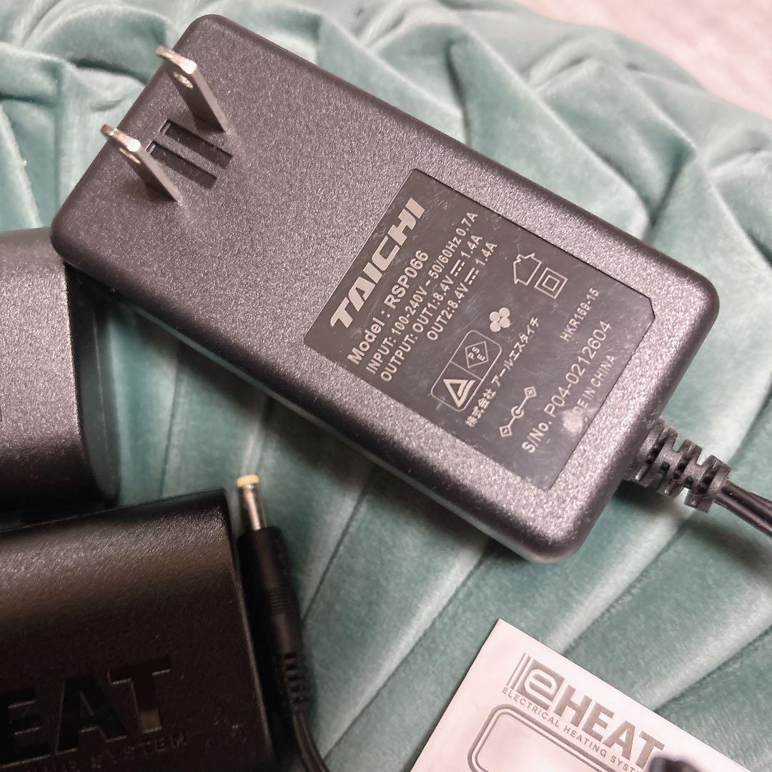 RS TAICHI eHEAT 充電器・バッテリー