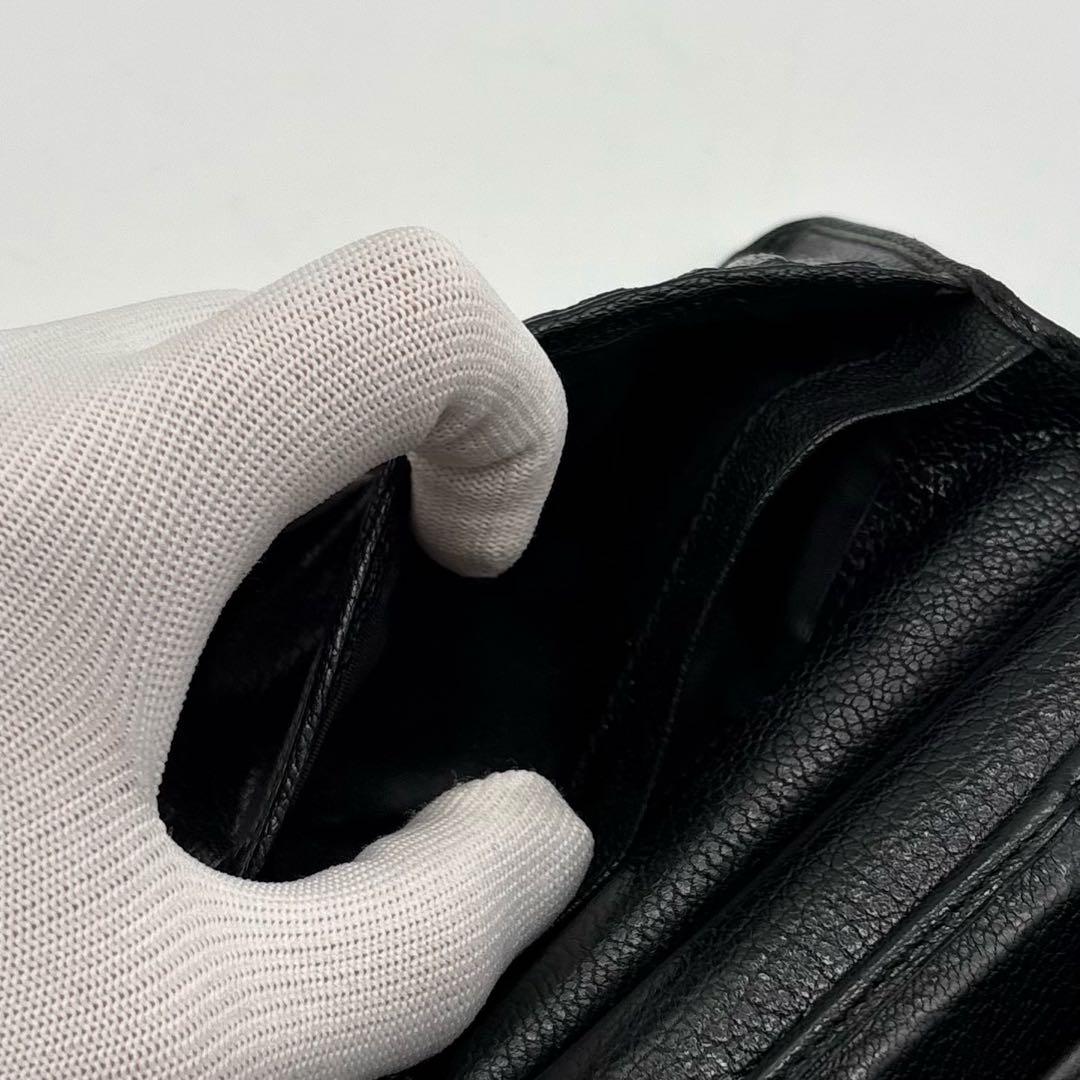 【極美品】MIUMIU レザー 二つ折り財布 ゴールド金具 シボ革 黒 ブラック