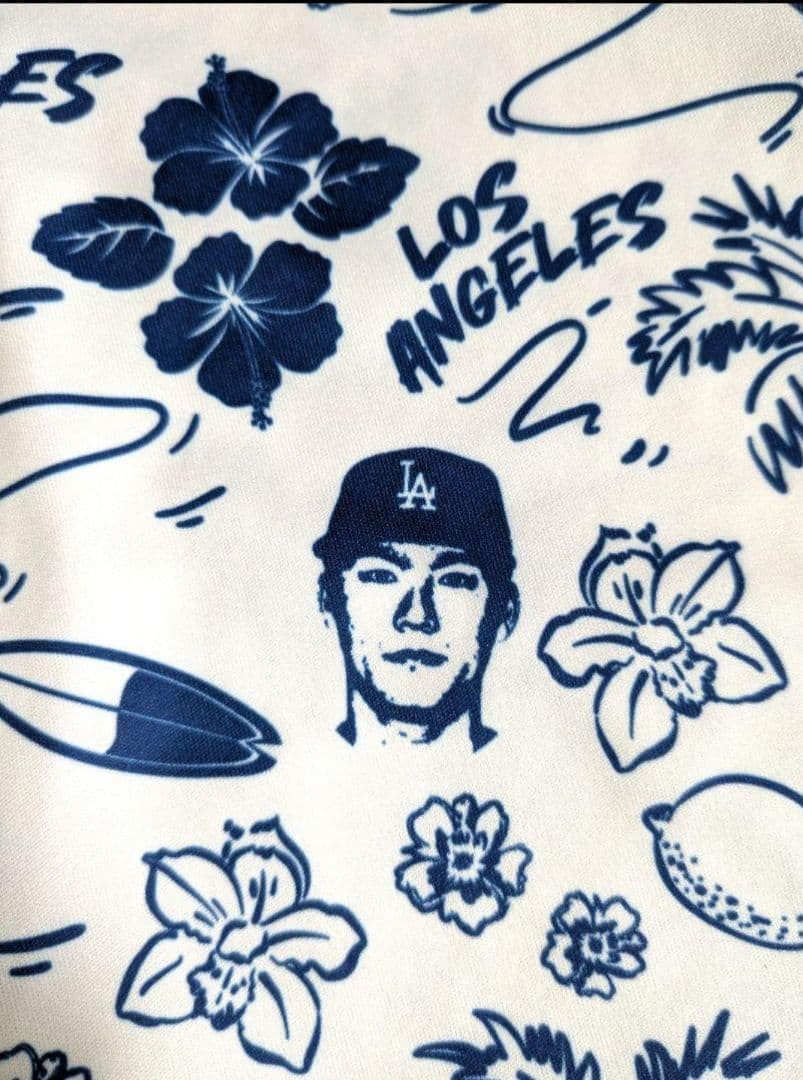 7/1レア限定品スタジアム配布品　ドジャース アロハシャツ 大谷