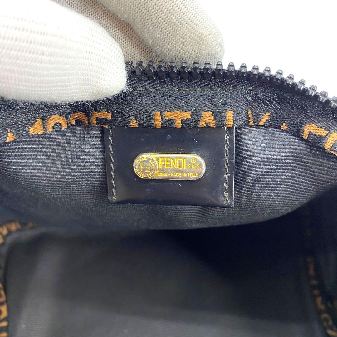 【美品】フェンディ ミニバッグ ハンドバッグ ナイロン ブランドロゴ ブラック