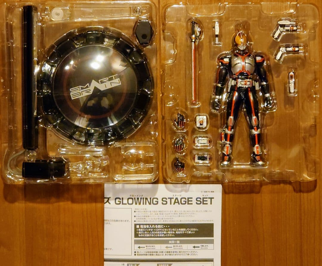SHFiguarts仮面ライダーファイズ GLOWING STAGE SET
