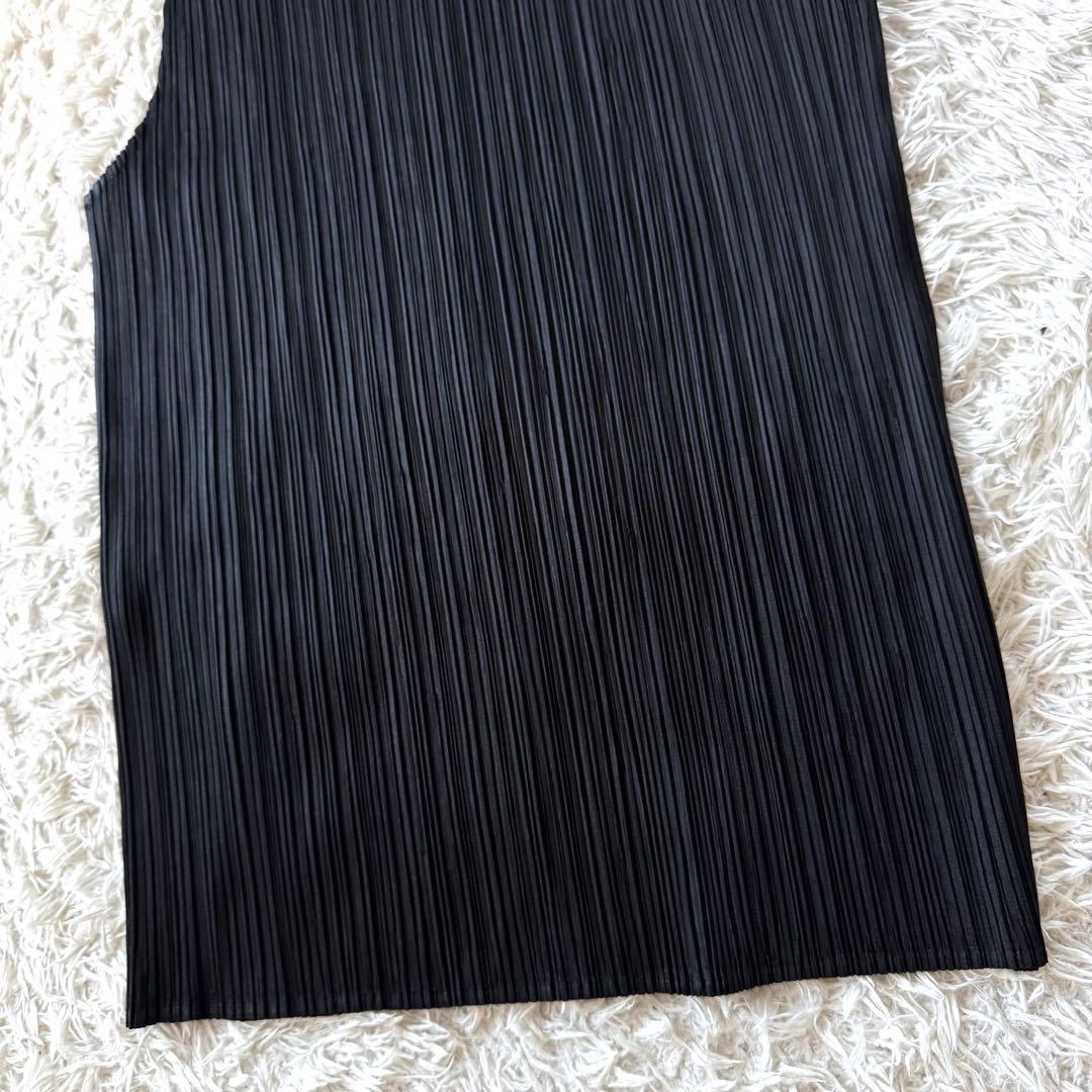極美品　プリーツプリーズ　ノースリーブ　カットソー　タンクトップ　ブラック　3
