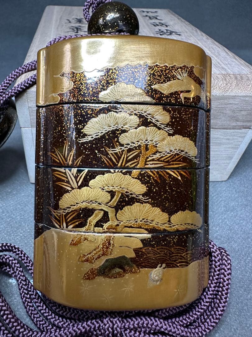 Kanさん　専用 蒔絵　印籠　金箔　松柄　漆器 根付　古美術品　 細密細工