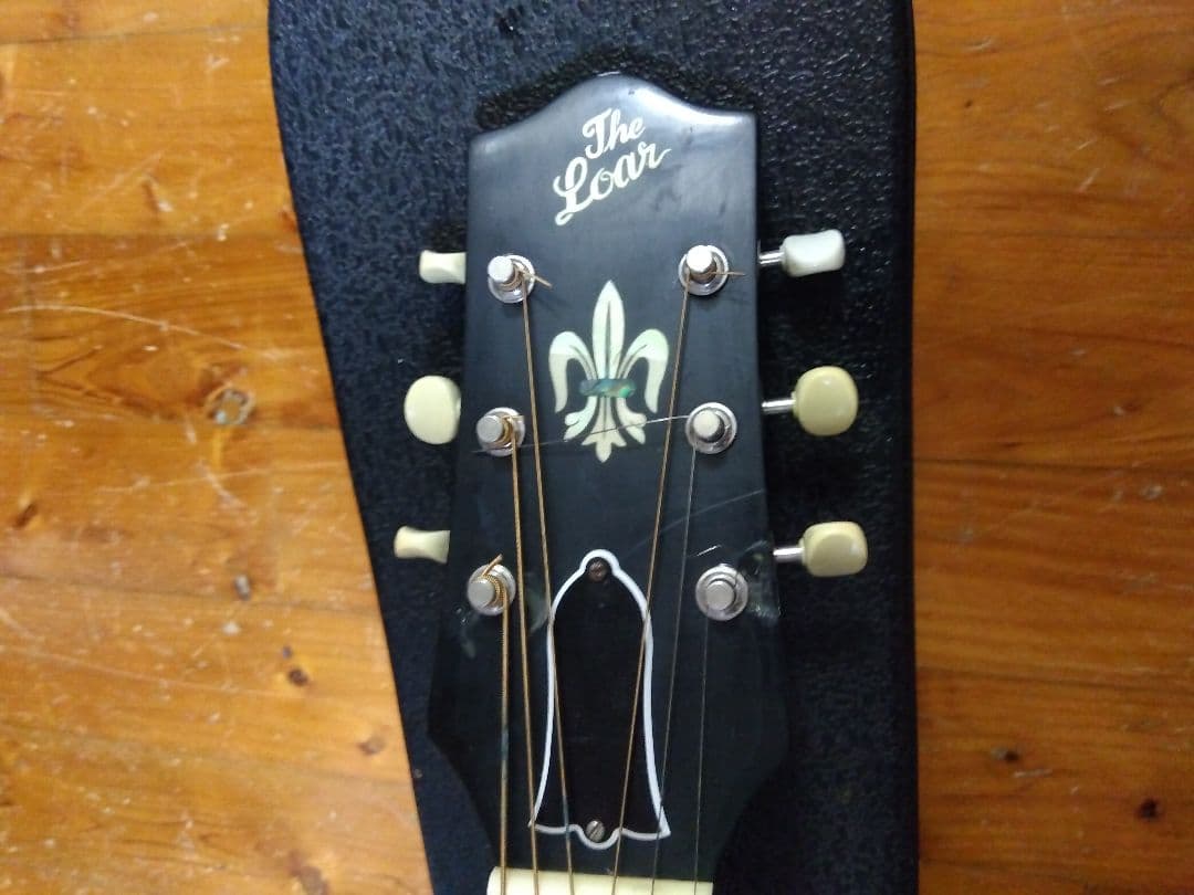 ギター loar LH-300