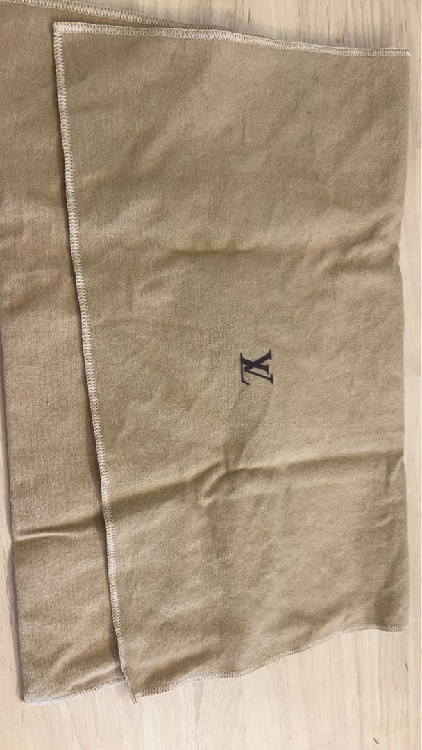 ルイヴィトンアクセソワール　エピ