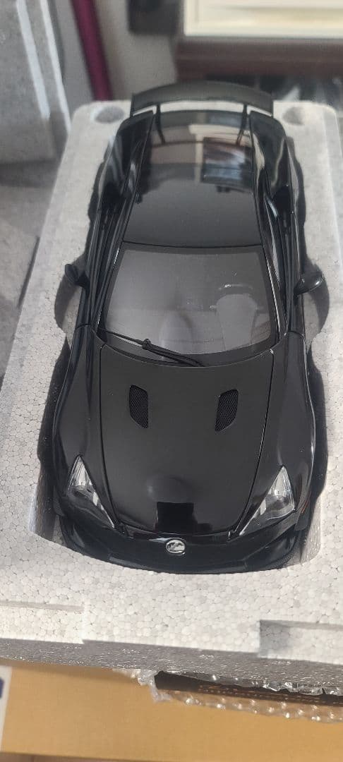 ミニカー AUTOart 1/18 LFA nur