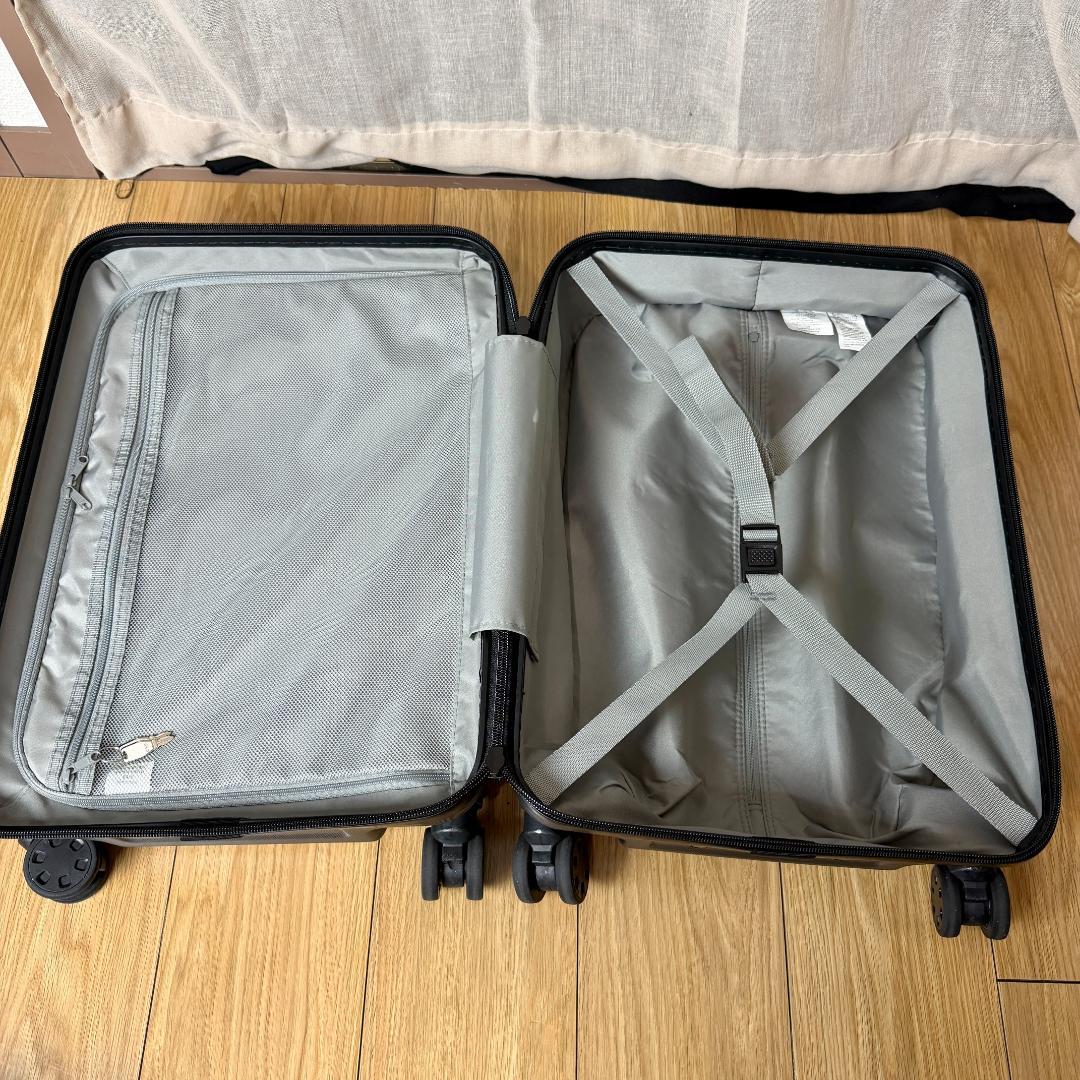 無印良品バーを自由に調節できる　ハードキャリーケース（３６Ｌ）