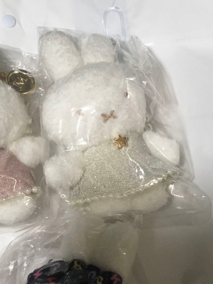 ミッフィー　原宿限定　HARAJUKU バッグチャーム　ぬいぐるみ　マスコット