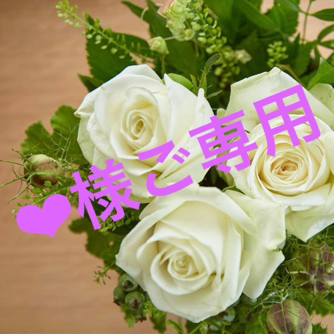 フェラガモ　カチューシャ　美品