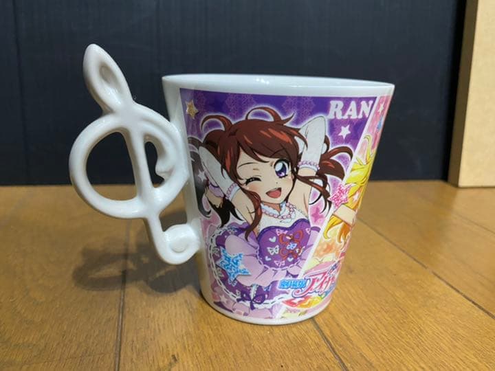 【激レア】劇場版アイカツ　音符マグカップ　星宮いちご、霧矢あおい
