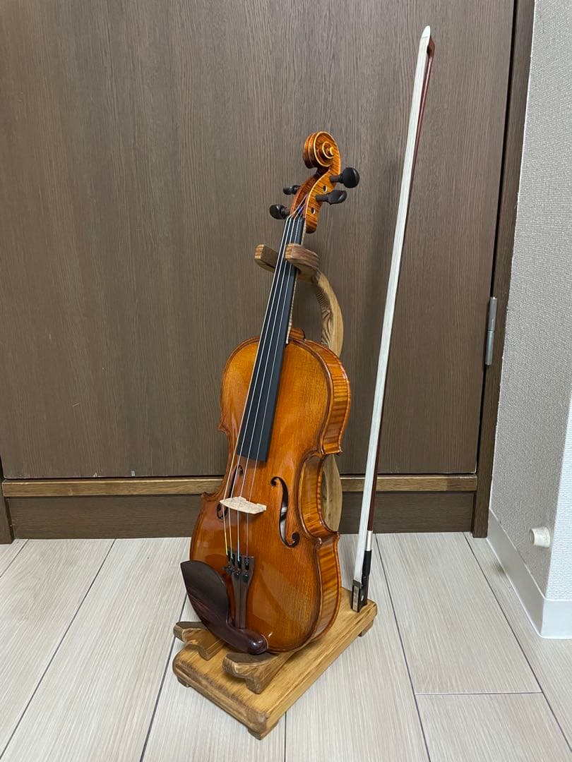【新品・未使用】高級バイオリンスタンド／木製