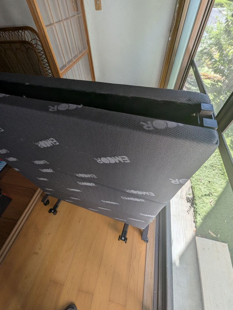 【送料込み】折りたたみベッド シングル EMOR 軽量 来客用 災害用