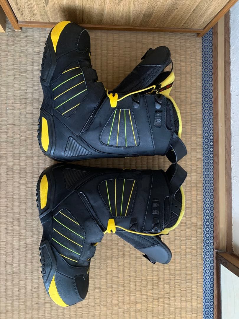 Salomon Synapse ワイド　サロモン　スノーボードブーツ　26センチ