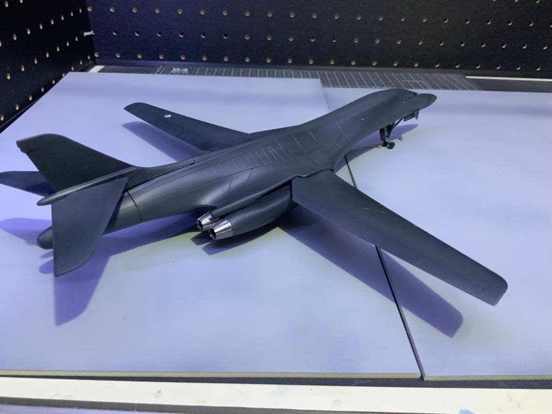 1/144スケールB-1Bランサー爆撃機エースコンバット、オーシア空軍