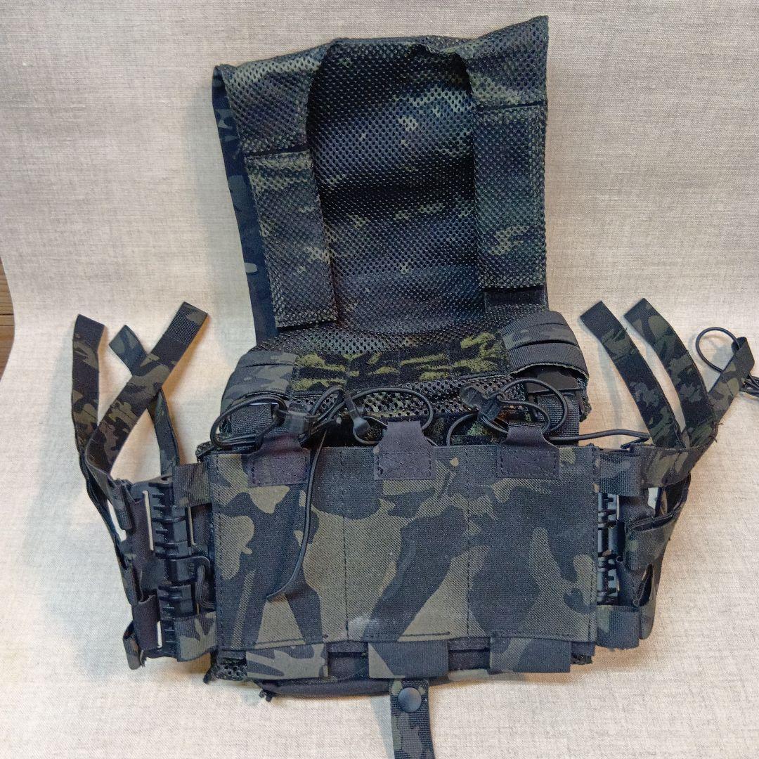 迷彩タクティカルベスト　サバゲー用　　即発送