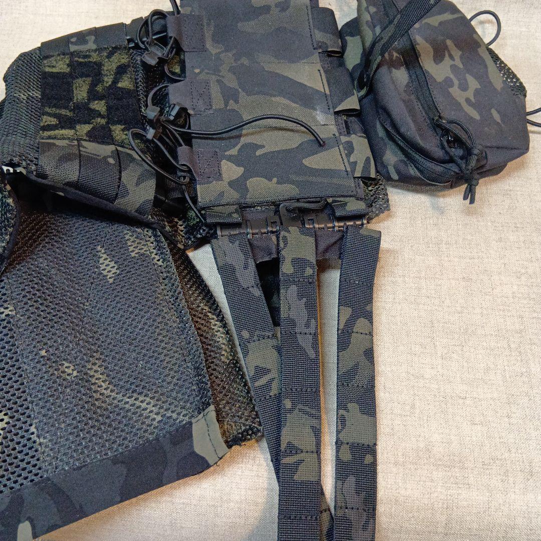 迷彩タクティカルベスト　サバゲー用　　即発送