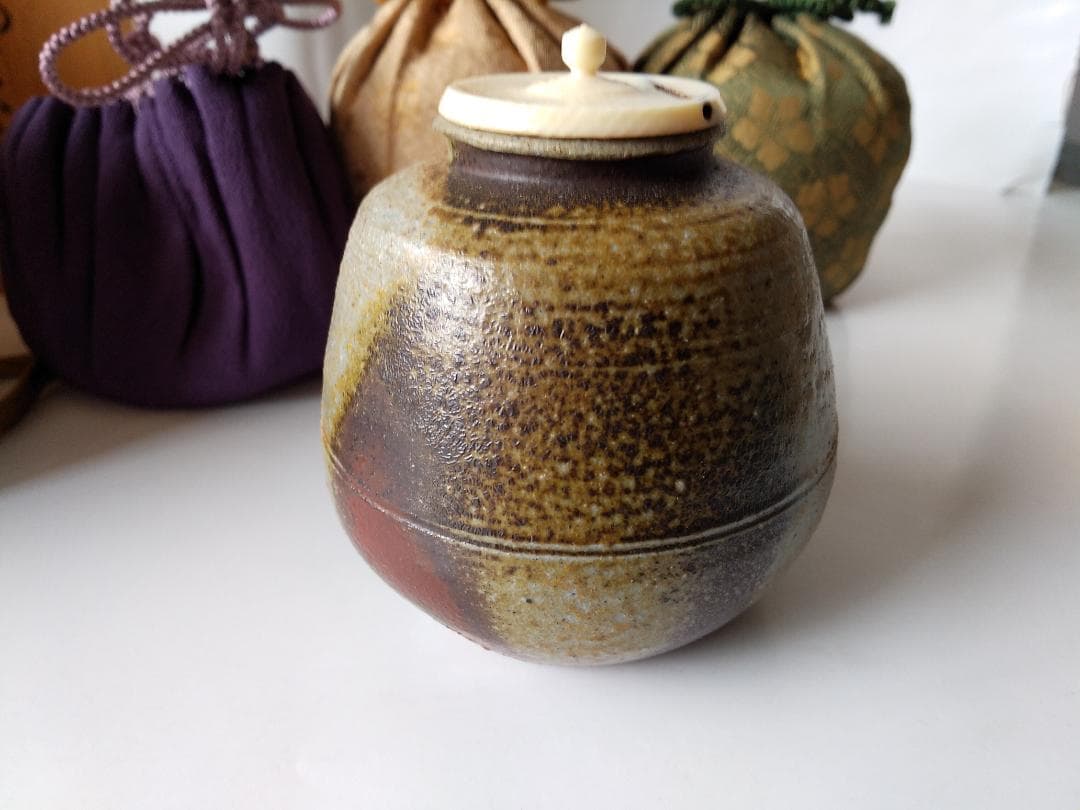 名工 岡安宮山人 茶入 立花大亀書付 常盤 仕覆 野田金襴 藤種純子 新品 です