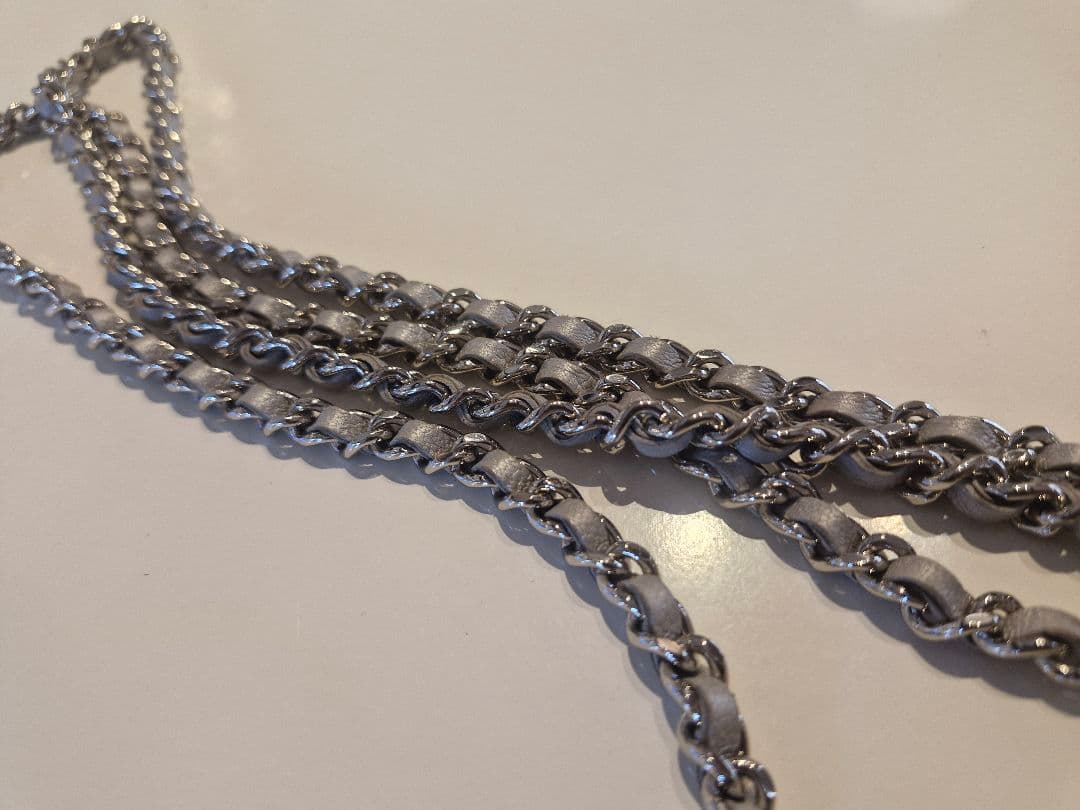 パリ本店限定モデル CHANEL キルティング お財布 ショルダーバッグ